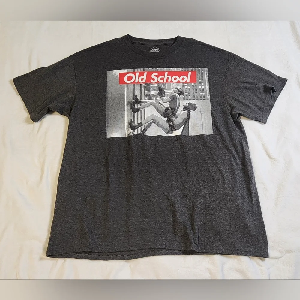 DC Comics Retro Batman Gray Graphic T-Shirt, Old School, 60's Adam West, XL - Picture 2 of 6